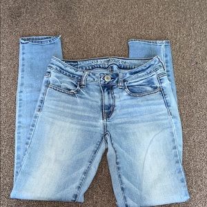 American eagle light wash jeans